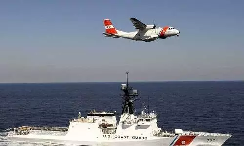 കോസ്റ്റ്ഗാർഡിൽ 300 നാവിക്, യാന്ത്രിക് 300 ഒഴിവ്