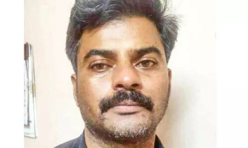 ധനകാര്യ സ്ഥാപനങ്ങളിൽനിന്ന് വായ്പക്ക് വ്യാജരേഖ നിർമിച്ചുനൽകുന്ന സംഘാംഗം അറസ്റ്റിൽ ധനകാര്യ സ്ഥാപനങ്ങളിൽനിന്ന് വായ്പക്ക് വ്യാജരേഖ നിർമിച്ചുനൽകുന്ന സംഘാംഗം അറസ്റ്റിൽ