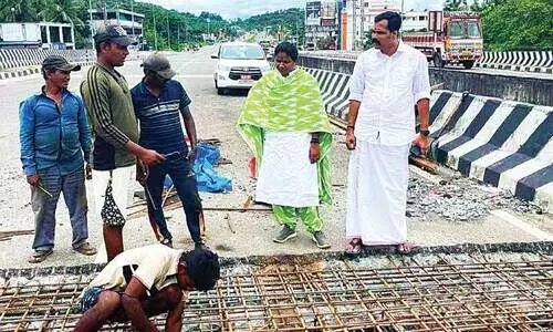 ദേശീയപാത അധികൃതർ പിരിവിനായി മാത്രമാവരുത് -രമ്യ ഹരിദാസ് എം.പി