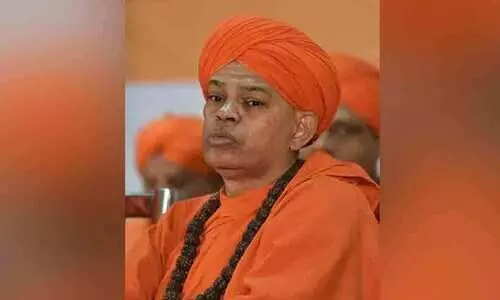 lingayat seer arrest warrant in land deal