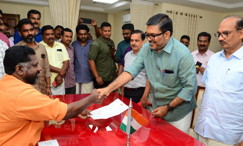 എം.ബി. രാജേഷ് നിയമസഭാ സ്പീക്കര്‍ സ്ഥാനം രാജിവച്ചു