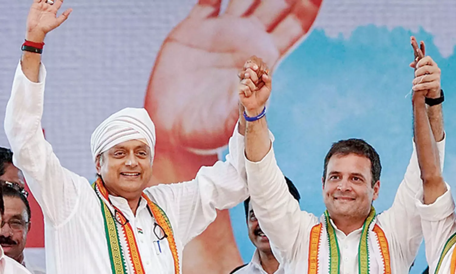 shashi tharoor, Rahul Gandhi