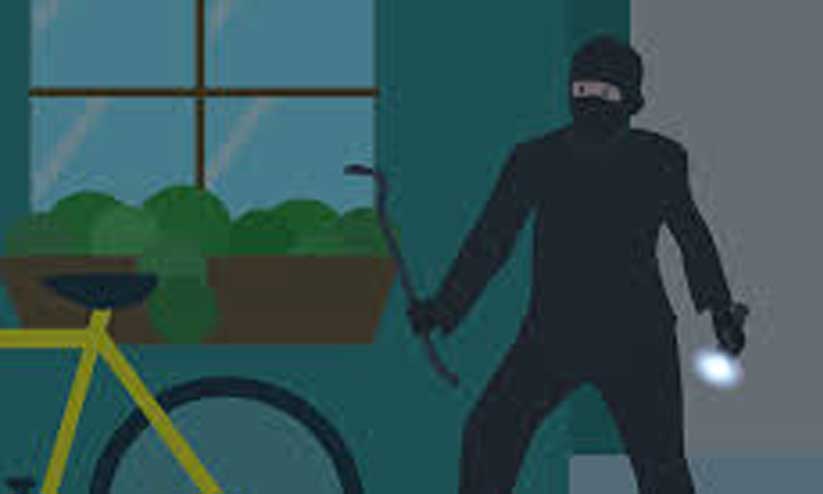 ട്രാൻസ്ഫോർമർ മോഷണം; മൂന്നുപേർ പിടിയിൽ ട്രാൻസ്ഫോർമർ മോഷണം; മൂന്നുപേർ പിടിയിൽ