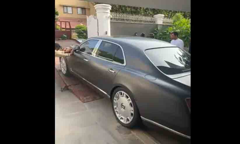 Luxury car “Bentley Mulsanne” stolen from London found in Karachi |  Luxury car Bentley Mulsanne stolen from London recovered in Karachi