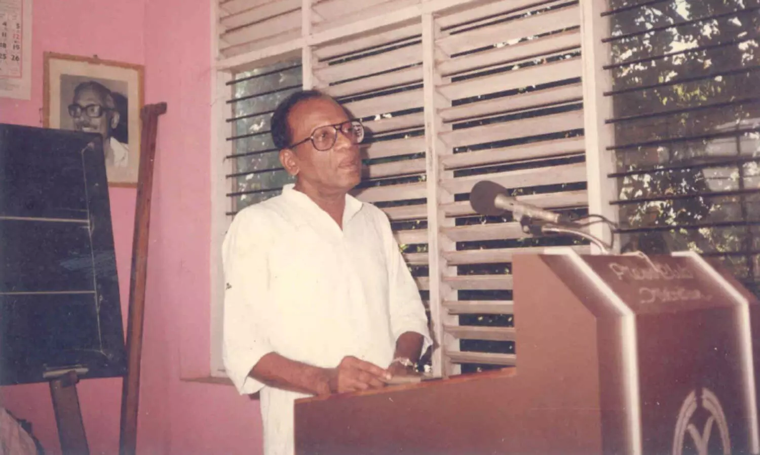 ഒരേയൊരു അഴീക്കോട് മാഷ്...