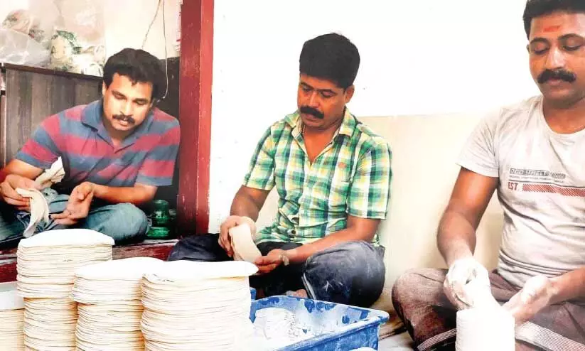 വിപണിയിൽ ആവശ്യത്തിനുണ്ട്; പപ്പടത്തിനായി തല്ലുകൂടേണ്ട വിപണിയിൽ ആവശ്യത്തിനുണ്ട്; പപ്പടത്തിനായി തല്ലുകൂടേണ്ട