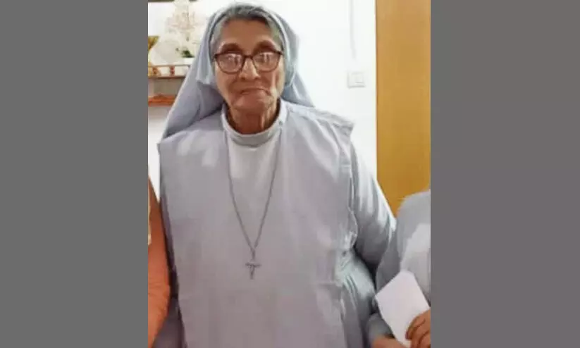 ഷേക്സ്പിയർ കഥകൾക്ക് ജീവൻപകർന്ന ക്ലാസ് മുറികൾ... ഷേക്സ്പിയർ കഥകൾക്ക് ജീവൻപകർന്ന ക്ലാസ് മുറികൾ...