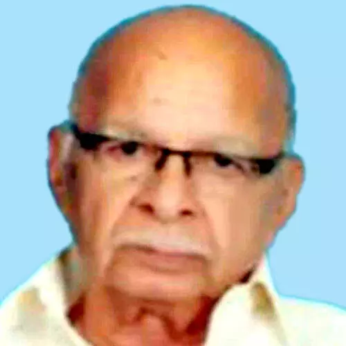 വേ​ലാ​യു​ധ​ൻ നാ​യ​ർ