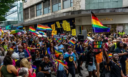 ലൈംഗിക ആഭിമുഖ്യവും ലിംഗ വ്യക്തിത്വവും മാറ്റ ചികിത്സക്ക് വിധേയമാക്കുന്നത് നിരോധിച്ച് നാഷനൽ മെഡിക്കൽ കമീഷൻ