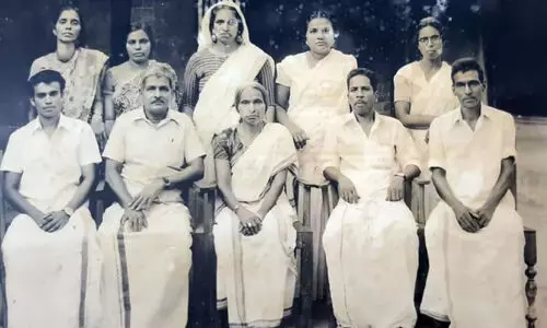 എന്‍റെ സ്വന്തം പാറൂട്ടി ടീച്ചർ...