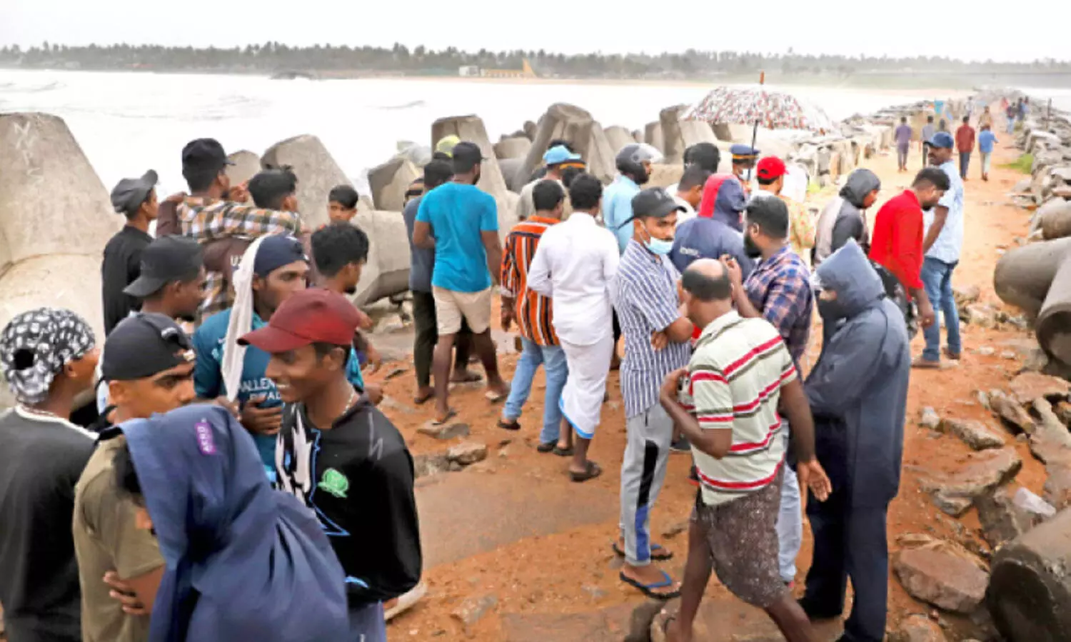 anchuthengu boat accident
