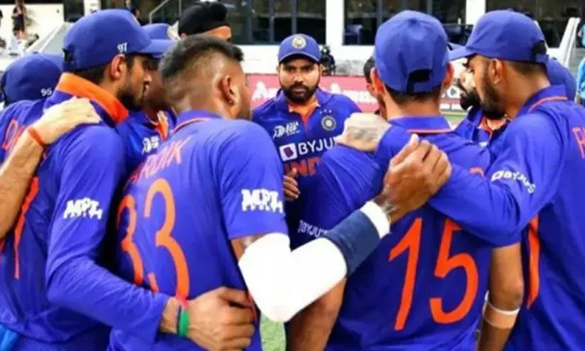 ഇന്ത്യ ശ്രീലങ്കക്കെതിരെ ഇന്ന് ജീവന്മരണ പോരിന് ഇന്ത്യ ശ്രീലങ്കക്കെതിരെ ഇന്ന് ജീവന്മരണ പോരിന്