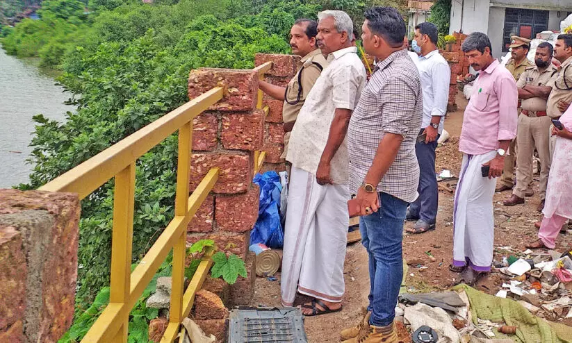 വള്ളംകളിക്ക് ചാലിയാർ ഒരുങ്ങുന്നു