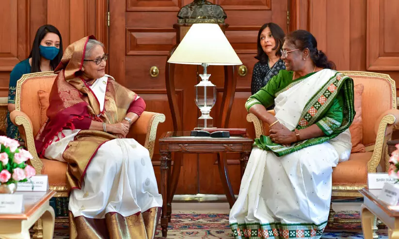 തീവ്രവാദശക്തികൾക്കെതിരെ ഇന്ത്യയും ബംഗ്ലാദേശും കൈകോർക്കണമെന്ന് മോദി തീവ്രവാദശക്തികൾക്കെതിരെ ഇന്ത്യയും ബംഗ്ലാദേശും കൈകോർക്കണമെന്ന് മോദി