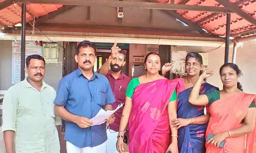 കാരശ്ശേരിയിൽ ഭരണസമിതി യോഗത്തിൽ നിന്ന് എൽ.ഡി.എഫ് ഇറങ്ങിപ്പോയി