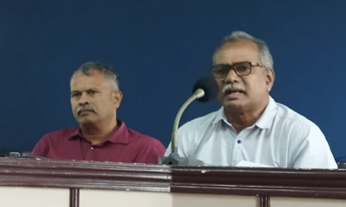 കെ റെയിൽ: തിരുവോണ ദിനത്തിൽ സെക്രട്ടേറിയറ്റിന് മുന്നിൽ ഉപവാസസമരം