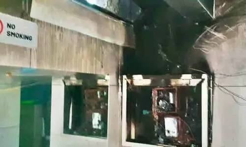 താമരശ്ശേരി ശുചിമുറി കെട്ടിടത്തിൽ തീപിടിത്തം