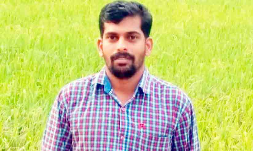 നീ​ര ടെ​ക്​​നീ​ഷ്യ​നു​ള്ള ദേ​ശീ​യ അ​വാ​ർ​ഡ്​ ദി​ലീ​പ്​ കു​മാ​റി​ന്​