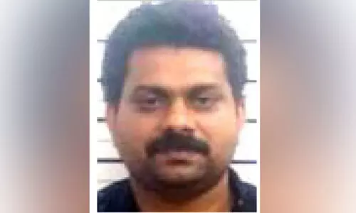 വിദ്യാർഥിനിക്ക് അശ്ലീല സന്ദേശം അയച്ച അധ്യാപകൻ അറസ്റ്റിൽ