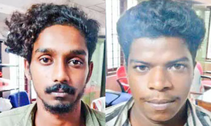 ബൈക്ക് മോഷണം; രണ്ടുപേർ അറസ്റ്റിൽ ബൈക്ക് മോഷണം; രണ്ടുപേർ അറസ്റ്റിൽ