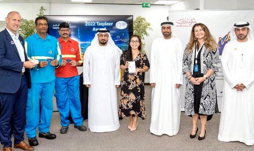 എക്സ്പോ തൊഴിലാളികൾക്ക് ആദരവായി ഡിസ്കൗണ്ട് കാർഡ്