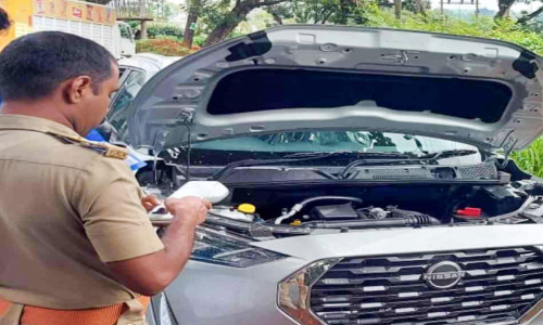 ഓഡോമീറ്റര്‍ വിച്ഛേദിച്ച് ഡീലർ ഓടിച്ച പുതിയ വാഹനം പിടികൂടി; ലക്ഷം രൂപ പിഴ