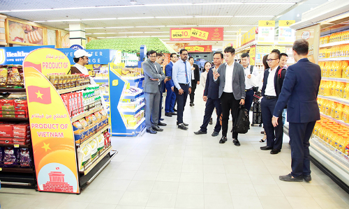 വിയറ്റ്‌നാം വ്യാപാര വ്യവസായ മന്ത്രാലയത്തിലെ ഉന്നതർ ലുലു ഹൈപ്പർമാർക്കറ്റ് സന്ദർശിച്ചു