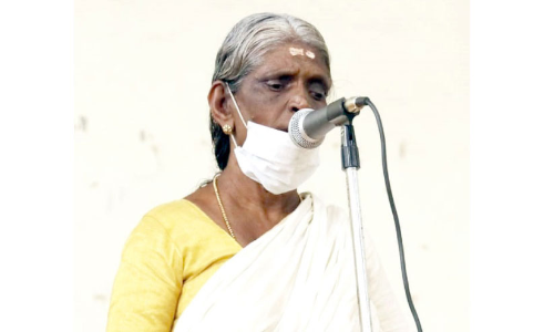 ഓണപ്പാട്ട് മത്സരത്തിൽ ആവേശമായി 72കാരി