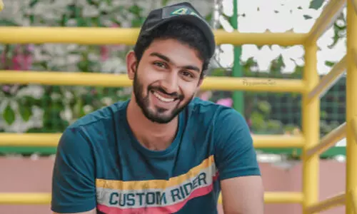 മറക്കുവതെങ്ങനെ ആ പൂക്കാലം.. - സർജാനോ ഖാലിദ് മറക്കുവതെങ്ങനെ ആ പൂക്കാലം.. - സർജാനോ ഖാലിദ്