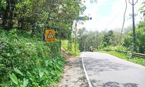 കണ്ണിമലയിലെ സുരക്ഷയിൽ കണ്ണടച്ച് അധികൃതർ