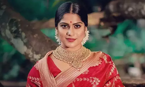 ഓണം ഓർമകളുമായി സ്വാസിക ഓണം ഓർമകളുമായി സ്വാസിക