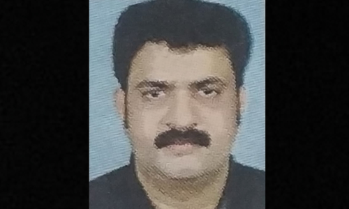 ഗൃഹപ്രവേശനച്ചടങ്ങിൽ പാട്ടുപാടവെ യുവാവ് കുഴഞ്ഞുവീണ് മരിച്ചു