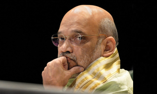 അമിത് ഷായ്ക്ക് ചുറ്റും സുരക്ഷാ ഉദ്യോഗസ്ഥനെന്ന വ്യാജേന കറങ്ങി നടന്നയാൾ അറസ്റ്റിൽ