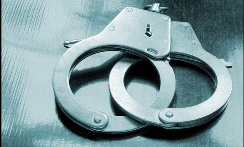 പൊലീസിനെ തോക്കിന്റെ ആകൃതിയിലുള്ള സിഗരറ്റ് ലൈറ്റർ കാട്ടി രക്ഷപ്പെട്ട മയക്കുമരുന്ന് കച്ചവടക്കാരൻ ബംഗളൂരുവിൽ പിടിയിൽ