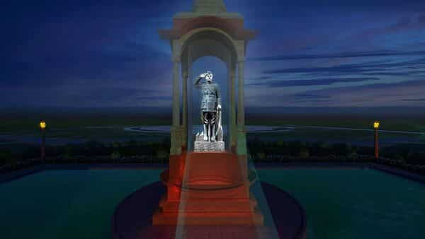 നേതാജിയുടെ ഒറ്റക്കൽ പ്രതിമ പ്രധാനമന്ത്രി അനാച്ഛാദനം ചെയ്തു നേതാജിയുടെ ഒറ്റക്കൽ പ്രതിമ പ്രധാനമന്ത്രി അനാച്ഛാദനം ചെയ്തു