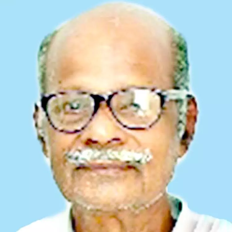 ര​വീ​ന്ദ്ര​ൻ പി​ള്ള