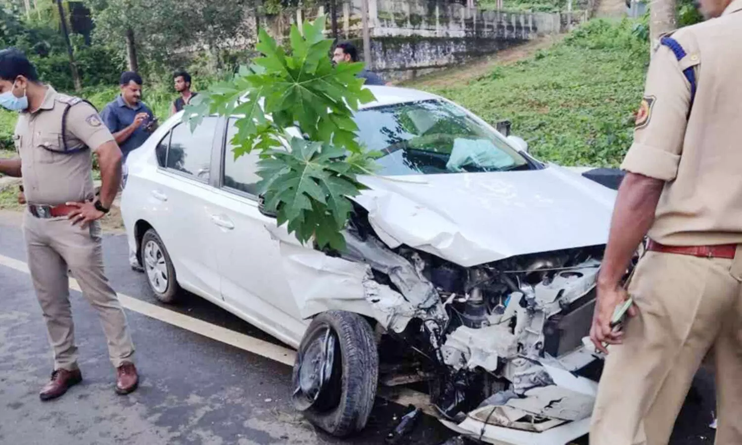 car accident in uthimood 87