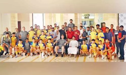 മഞ്ഞപ്പടക്ക് ആശംസകളോടെ യാത്രയയപ്പ്