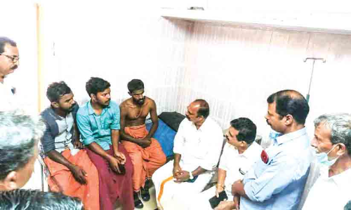 ലഹരി മാഫിയ വീട് കയറി ആക്രമിച്ചു; എസ്.എഫ്.ഐ നേതാവടക്കം മൂന്നുപേർക്ക് പരിക്ക്