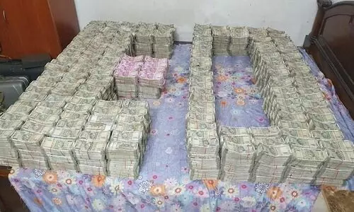 ഓൺലൈൻ ഗെയിമിങ് ആപ്പിന്‍റെ സ്ഥാപനങ്ങളിൽ റെയ്ഡ്; ഏഴു കോടി രൂപ പിടിച്ചെടുത്തു