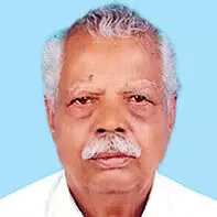 ത​ങ്ക​പ്പ​ൻ എ​ഴു​ത്ത​ച്ഛ​ൻ