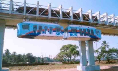 ന​ഗ​ര​ത്തി​ൽ സ്കൈ​ബ​സ് പ​ദ്ധ​തി: സാ​ധ്യ​ത പ​ഠ​ന റി​പ്പോ​ർ​ട്ട് തേ​ടും - നി​തി​ൻ ഗ​ഡ്ക​രി