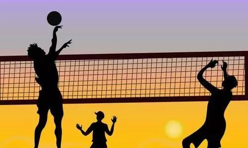 കൈറ്റ് ബീച്ചിൽ വോളി ആരവം