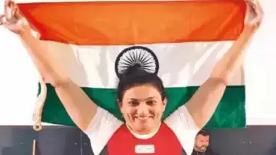 പ്രായം വെറും അക്കം മാത്രം; പവർലിഫ്റ്റിങ്ങിൽ നാല് ലോക റെക്കോർഡുകൾ കുറിച്ച് 50കാരി