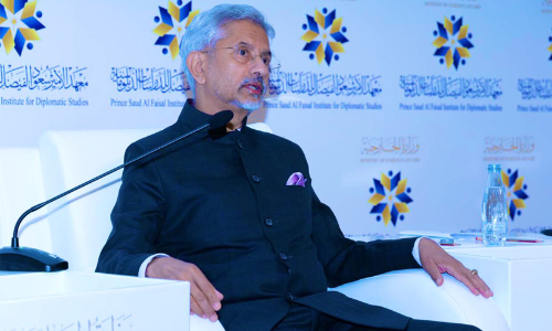 നയതന്ത്രജ്ഞരെ വാർത്തെടുക്കുന്ന സൗദി ഇൻസ്റ്റിറ്റ്യൂട്ട് സന്ദർശിച്ച് ഇന്ത്യൻ വിദേശകാര്യമന്ത്രി