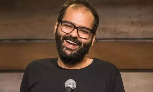 ഗാന്ധി ഘാതകൻ ഗോഡ്സേയെ നിങ്ങൾക്ക് തള്ളിപ്പറയാനാകുമോ? വി.എച്ച്.പിയെ വെല്ലുവിളിച്ച് കുനാൽ കമ്ര