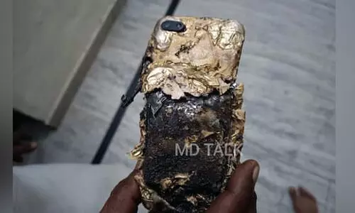 ഉറങ്ങുന്നതിനിടെ തലക്കു സമീപം വെച്ച ഫോൺ പൊട്ടിത്തെറിച്ച് യുവതി മരിച്ചു; വെളിപ്പെടുത്തലുമായി യൂട്യൂബർ