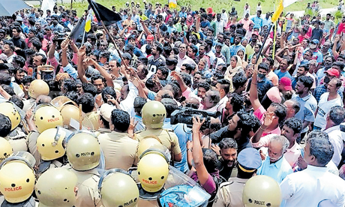 വിഴിഞ്ഞം സമരക്കാരുമായി രാഹുല്‍ ഗാന്ധി തിങ്കളാഴ്ച കൂടിക്കാഴ്ച നടത്തും
