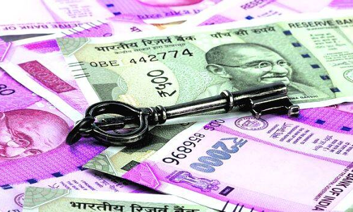 ഓണത്തിന്‍റെ പതിവ്​ ചെലവുകൾ പോലും താങ്ങാനാകാതെ കാലിയായി​ ഖജനാവ്​