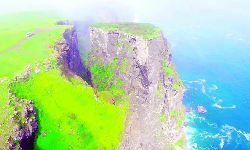 വർഷം മുഴുവൻ ദോഫാറിൽ ആഘോഷങ്ങൾ നിലക്കുന്നില്ല